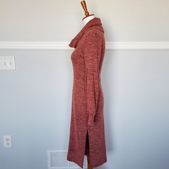 Lulu's Mattea Heathered Red Cowl Neck Midi Sweater Dress XS NWOT - Picture 4 of 16